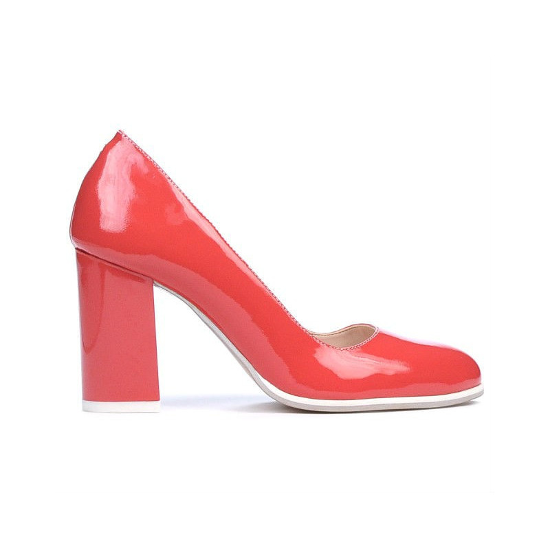 Elegantní/casual dámské boty 1254 lakovaná červená korálová