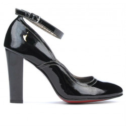 Elegantní dámské boty 1228 černý lak