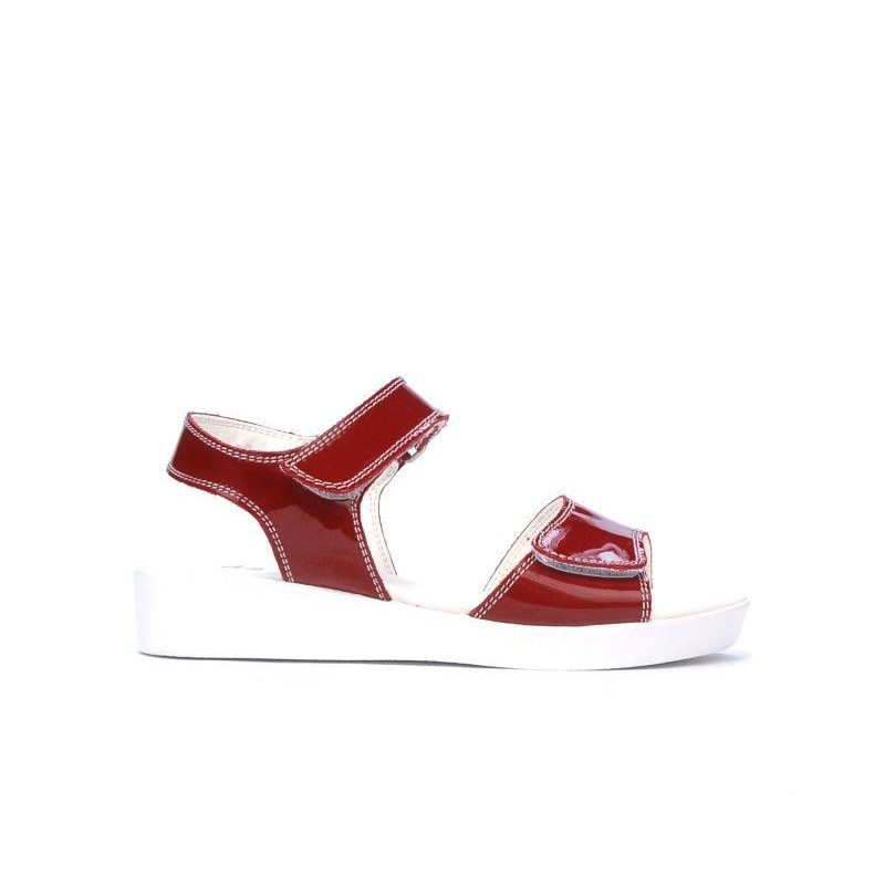 Dětské sandály 532 lak bordo