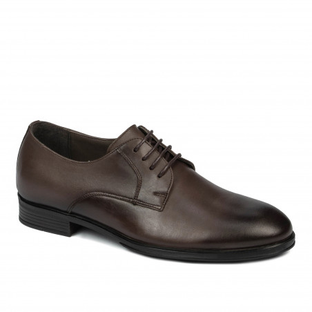 Elegantní pánské boty 958 a káva