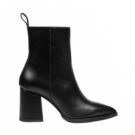 Dámské boty na podpatku 1401 černé